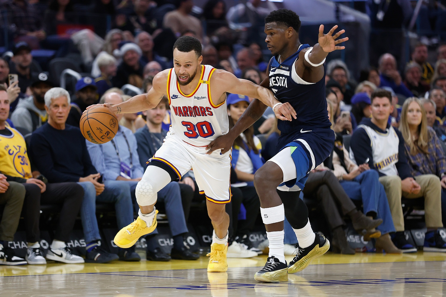 海洋之神官方网站-小莫：勇士是最失望球队 去年库里不伤有机会夺冠 这赛季却这么差